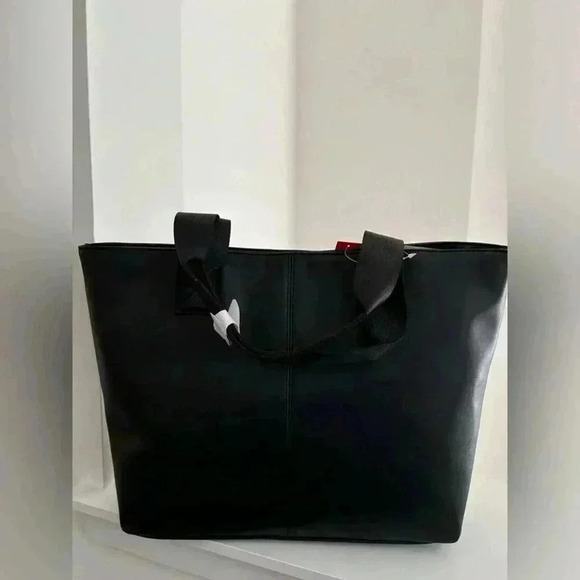 Joe Fresh Leather Tote *Free gift when bundle 3 - Picture 2 of 5